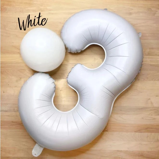 Westcoast Balloon 55486 Ellie'S White Number 9 - Image 3