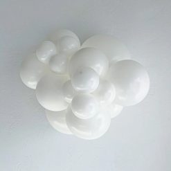 Alternative view of Westcoast Balloon 24008 Tuftex White 24 Round (25Ct)